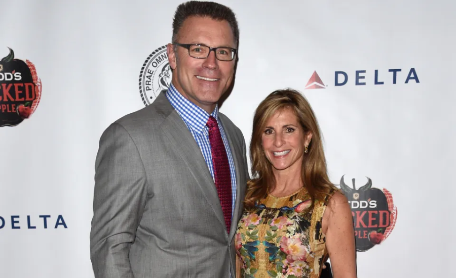 Howie Long wife