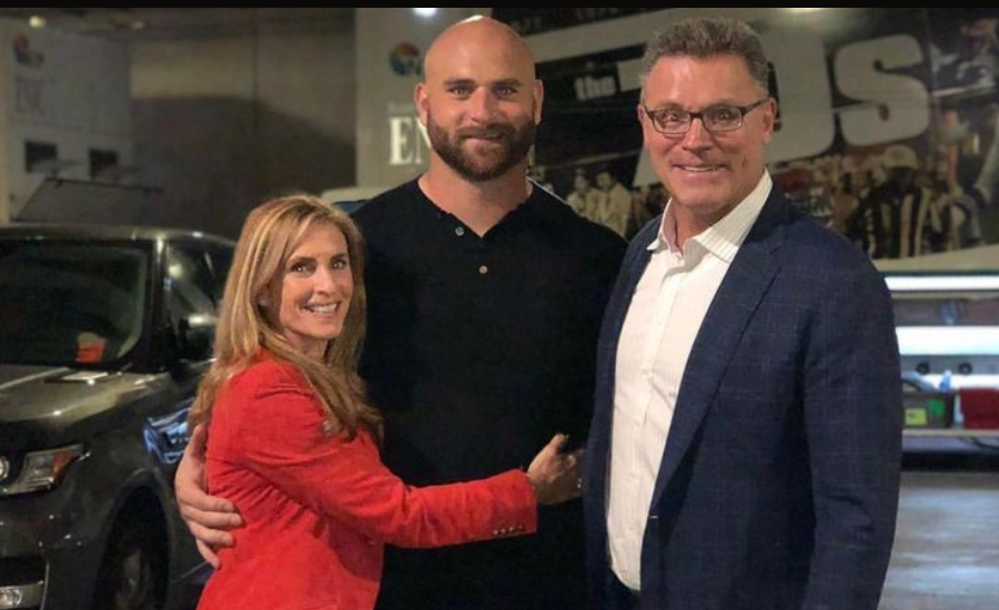 Howie Long wife